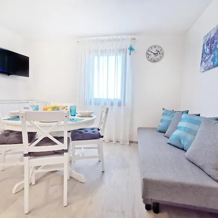 With A Parking Space Gornji Picudo, - 22354 * Umag
